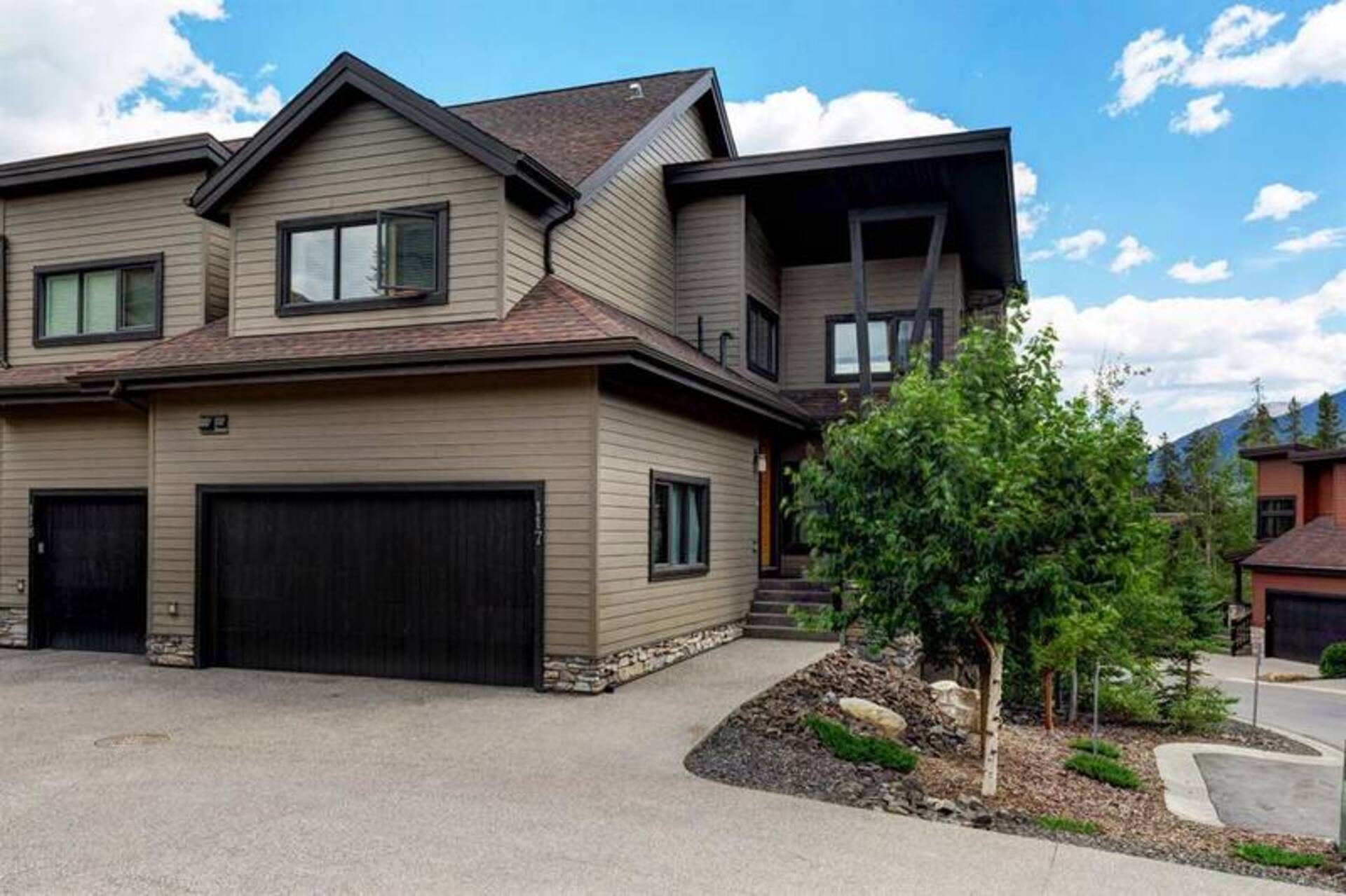 117 Riva Court Canmore