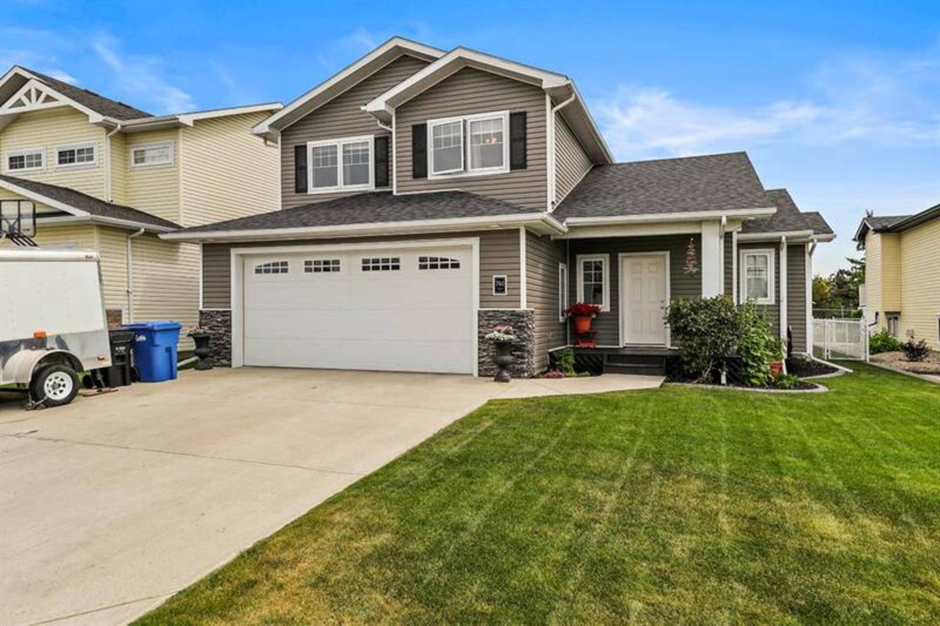 740 Stonehaven Drive Carstairs