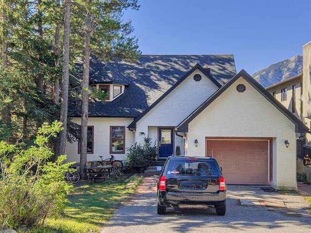 A, 133 Grizzly Street Banff