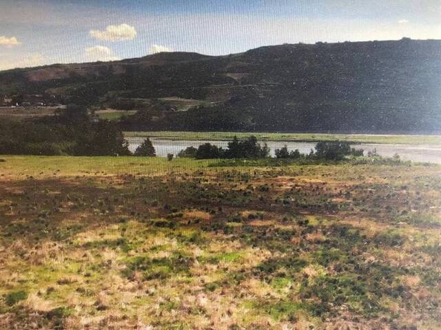 On River Lot 40 East of Highway 684 Shaftsbury Trail Highway Peace River