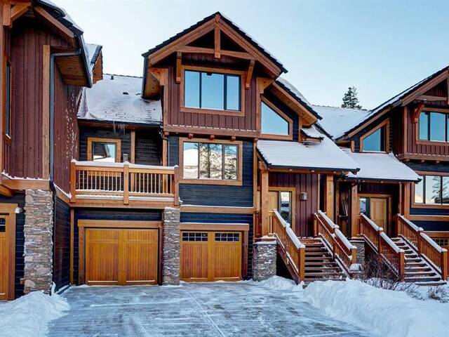 110, 102 Armstrong Place Canmore