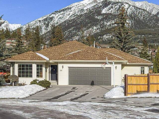128 Coyote Way Canmore