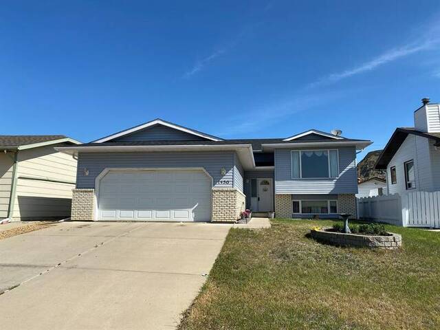 1450 4 Ave NW Drumheller