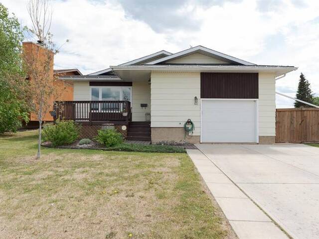 102 Leigh Crescent Fort McMurray