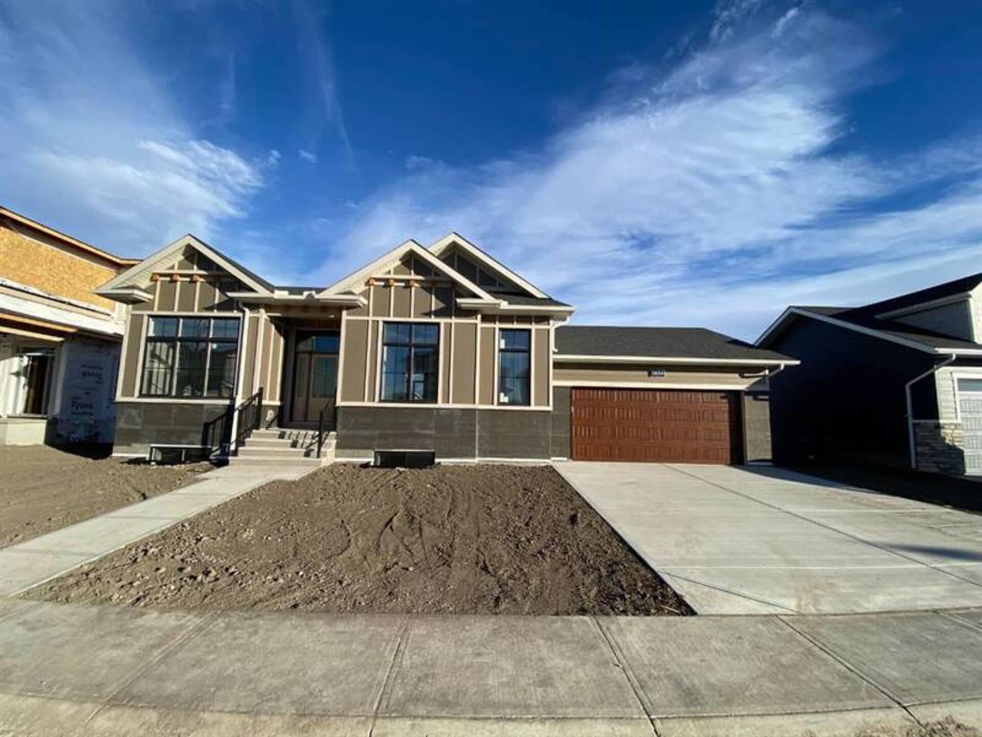 1634 Baywater Street SW Airdrie
