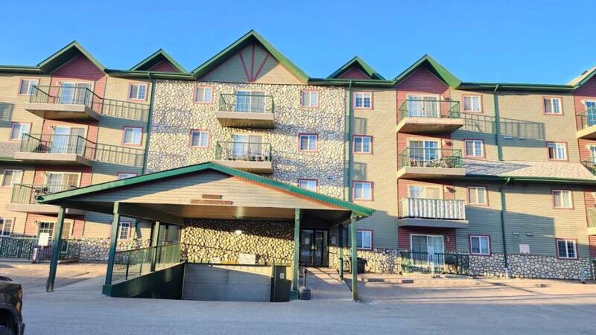 1411, 200 Lougheed Drive Fort McMurray