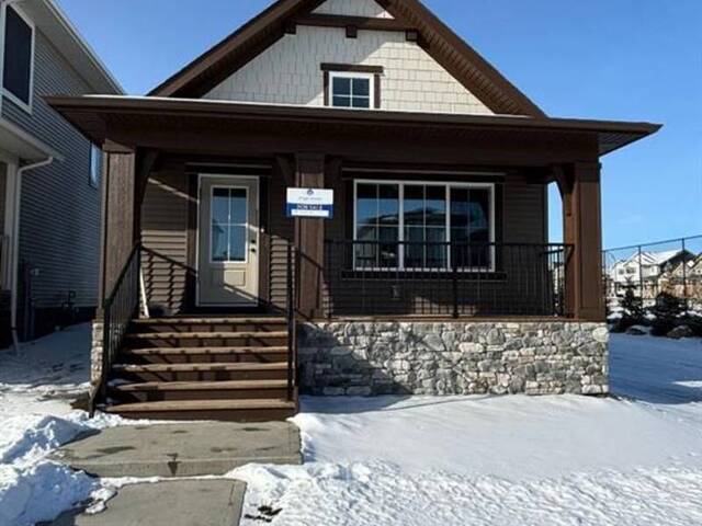 821 Reynolds Manor SW Airdrie