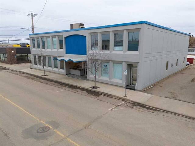 206, 5009 48 Street Lloydminster