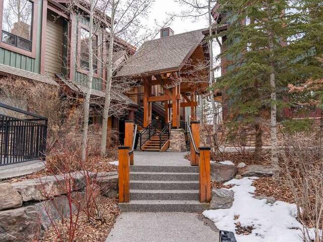 215, 107 Armstrong Place Canmore