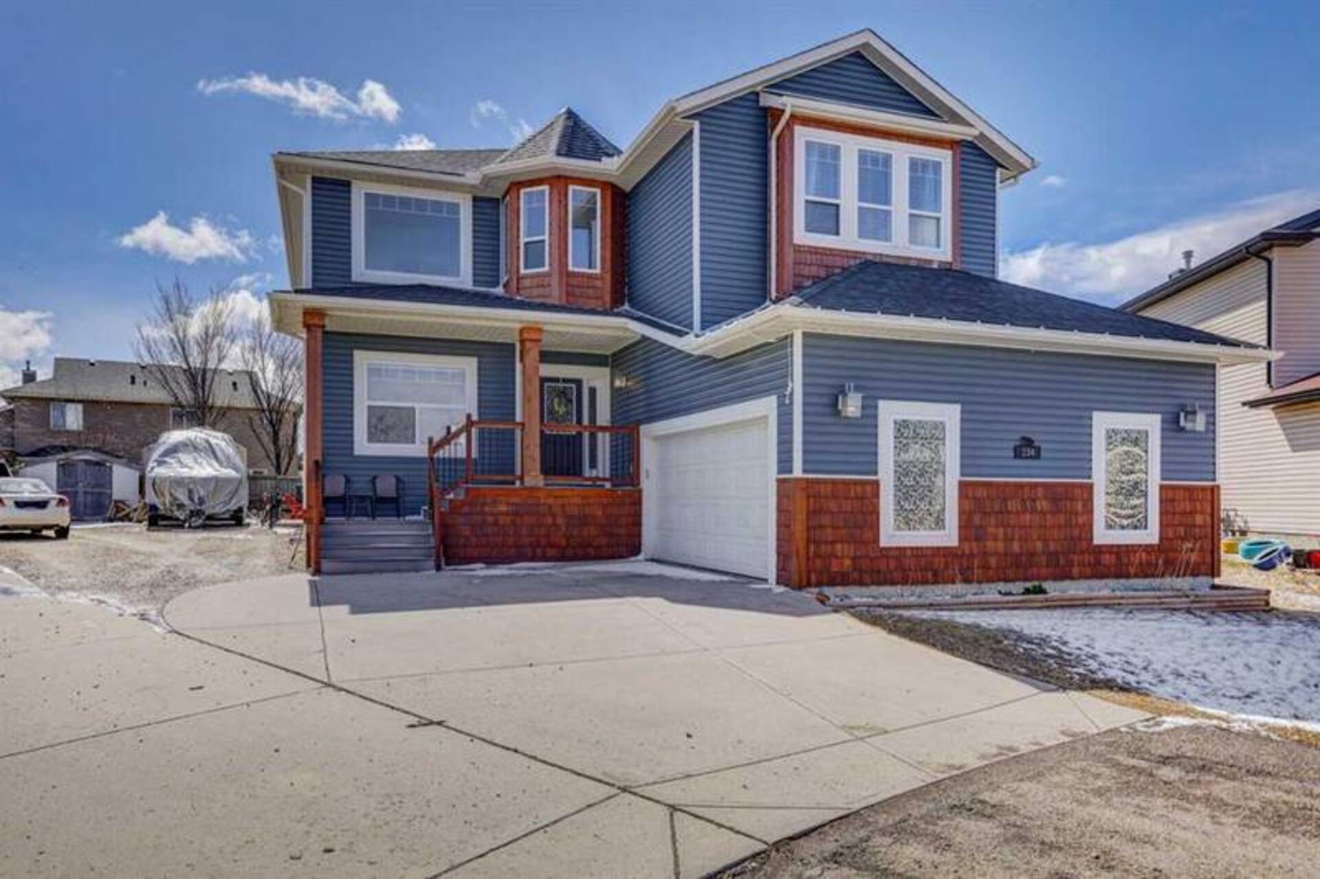 234 Canoe Square SW Airdrie