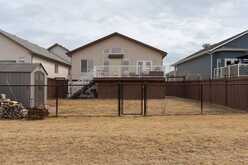 232 Fireweed Crescent 