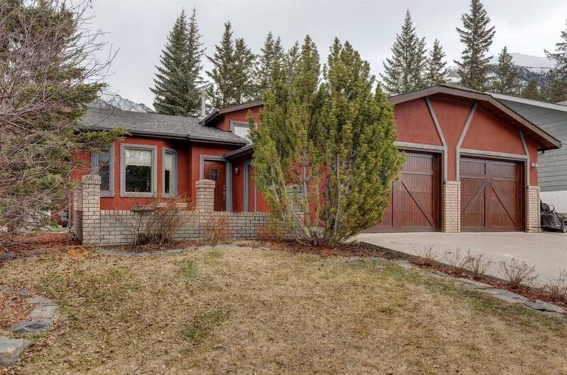 161 Coyote Way Canmore