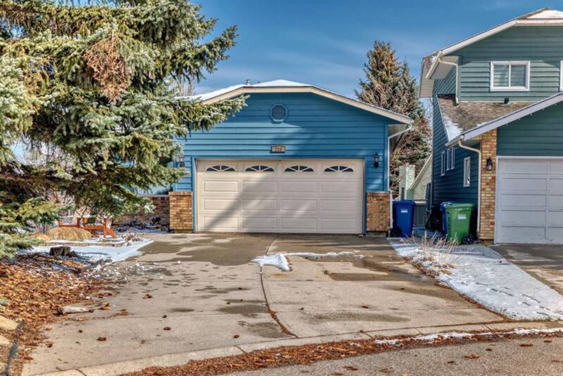 216 Sanderling Place NW Calgary