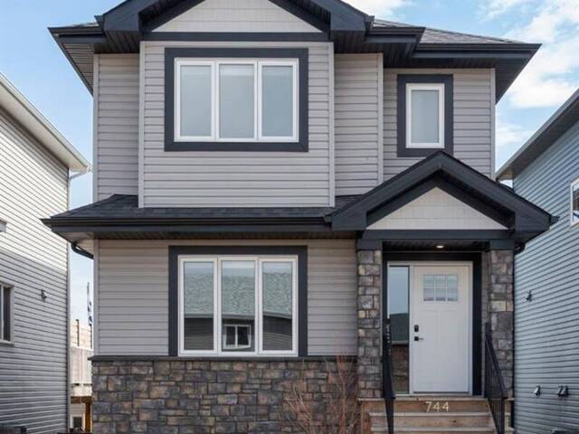 744 Athabasca Avenue Fort McMurray