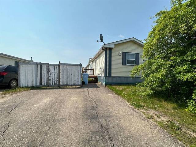 109 Hoehne Street Fort McMurray