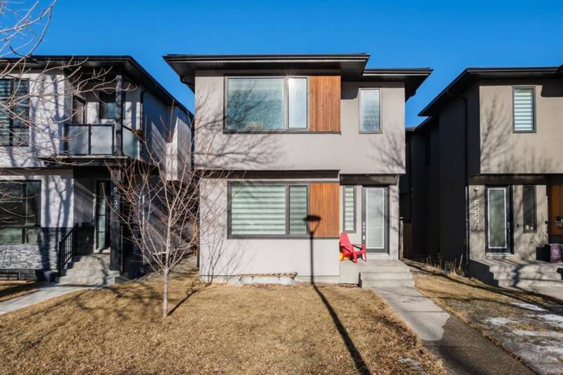 5228 Bowness Road NW Calgary