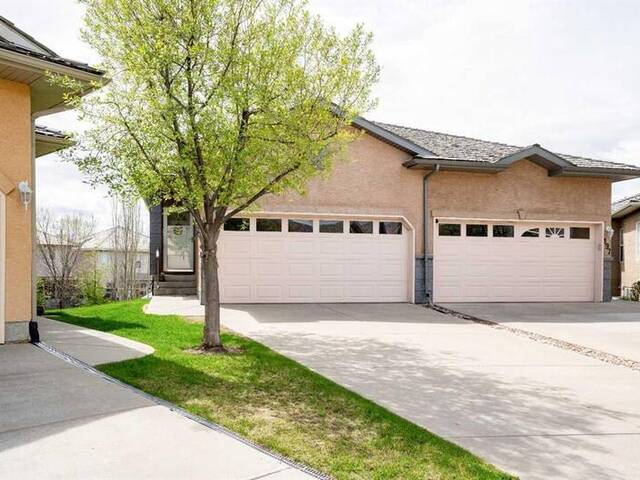 193 Royal Crest View NW Calgary