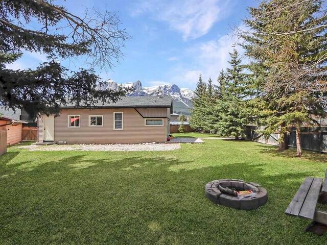 228 17th Street Canmore