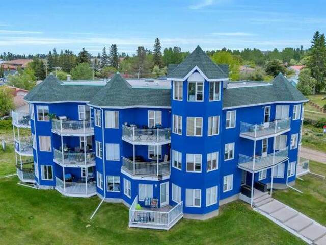 102, 5135 Lakeshore Drive Sylvan Lake