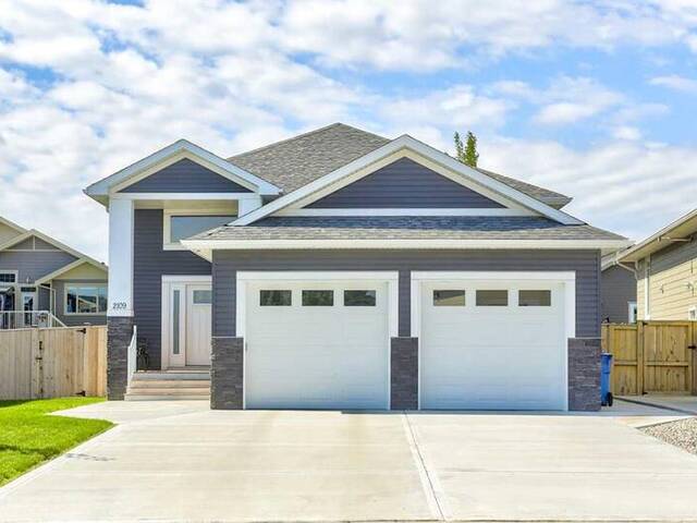 2109 Cedar Crescent Coaldale