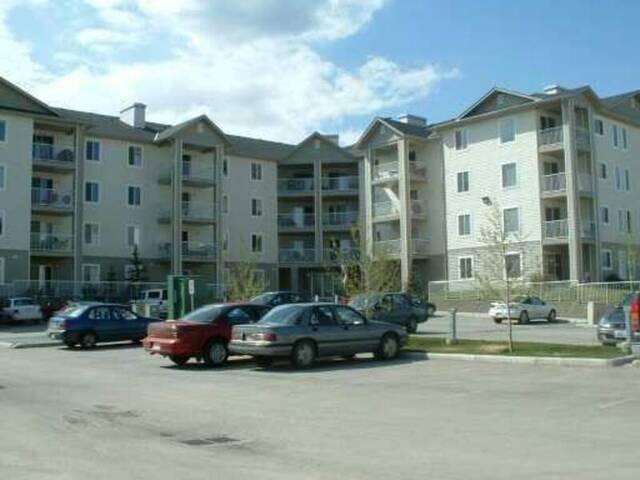 4310, 604 8 Street SW Airdrie