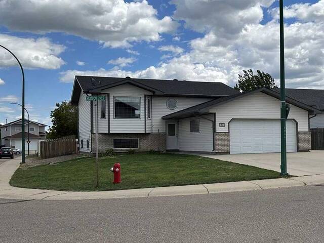 63 Hudson Crescent NE Medicine Hat