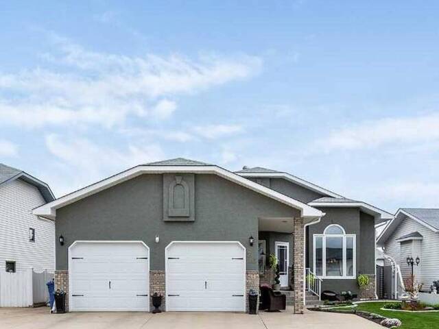 76 Schneider Crescent SE Medicine Hat