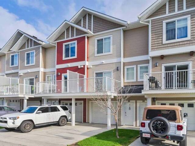 25 Redstone Circle NE Calgary