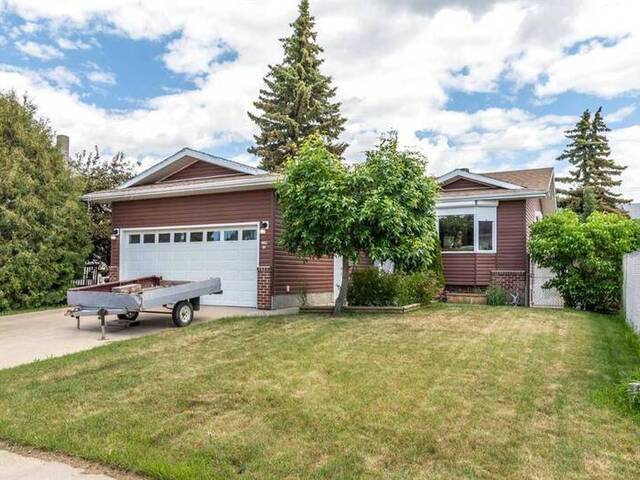 4813 49 Street Stettler