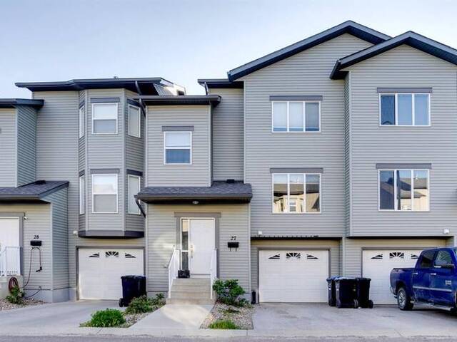 27, 120 Warren Way Fort McMurray