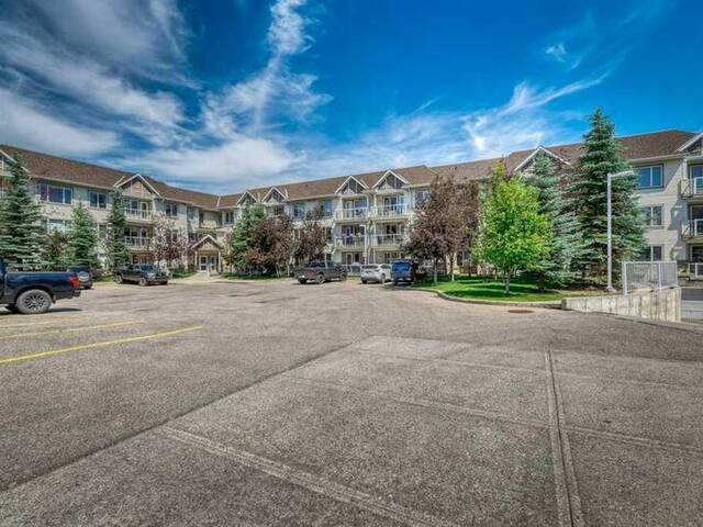 2208, 5200 44 Avenue NE Calgary