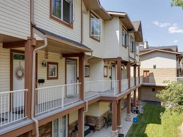 17, 133 Rockyledge View NW Calgary