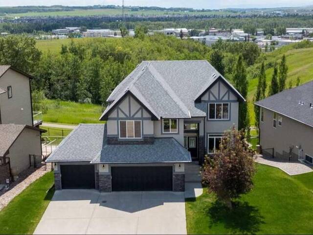 9 Drake Landing Ridge Okotoks