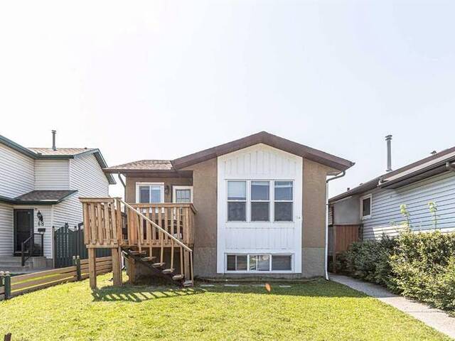 64 WHITEHAVEN Road NE Calgary