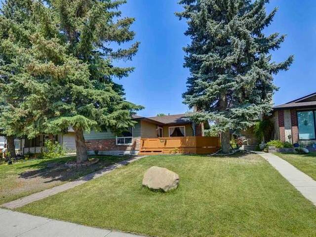 76 Sunhurst Place SE Calgary