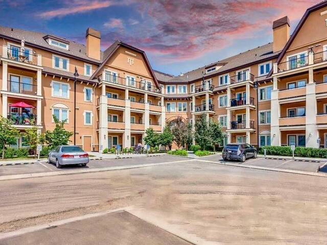 205, 30 Mahogany Mews SE Calgary