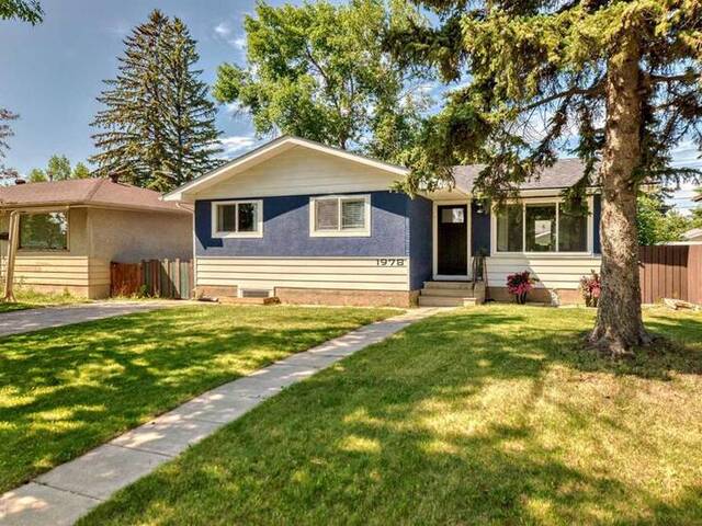 1978 Cottonwood Crescent SE Calgary