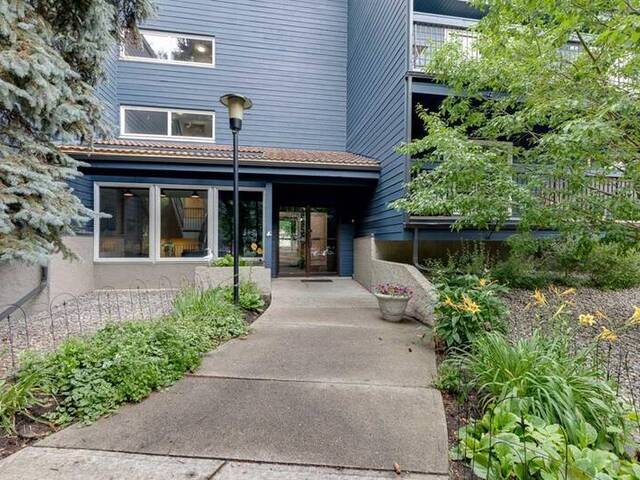 206, 234 5 Avenue NE Calgary