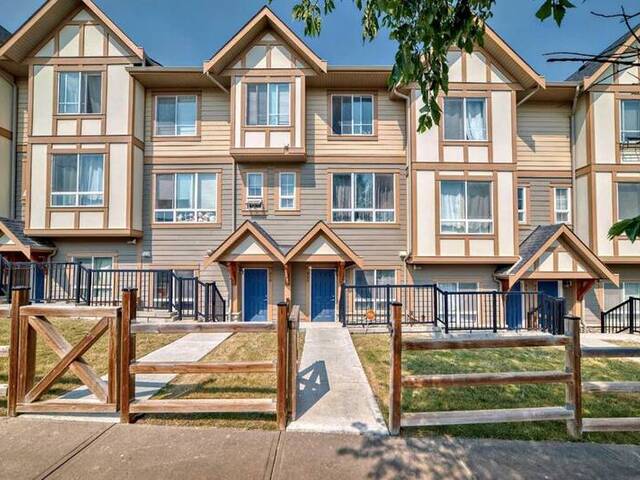 940 Sherwood Boulevard NW Calgary