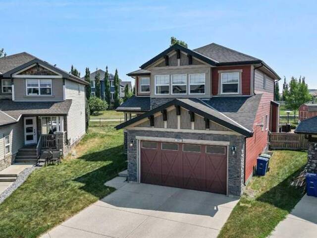 290 Kingsbury View SE Airdrie