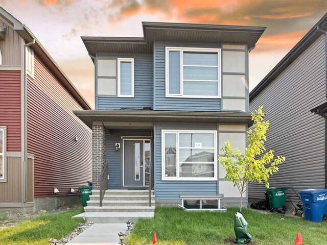 525 Chinook Winds Gardens SW Airdrie