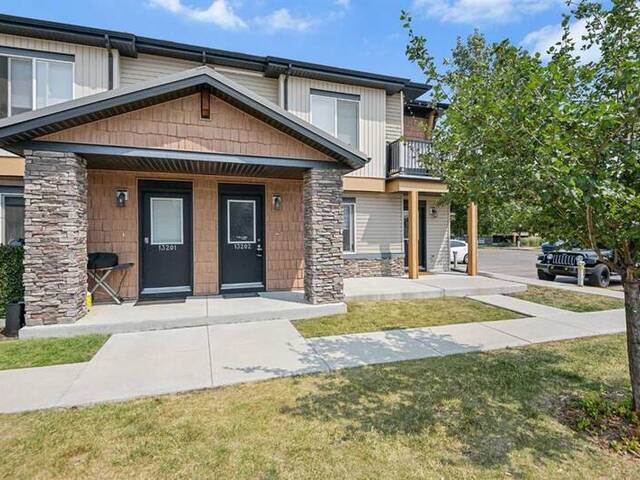 13202, 2781 Chinook Winds Drive SW Airdrie