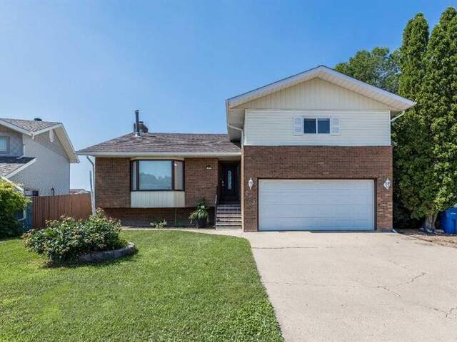 252 Seven Persons Drive SW Medicine Hat