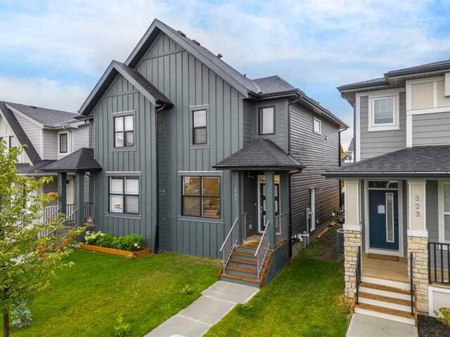 327 Creekstone Way SW Calgary