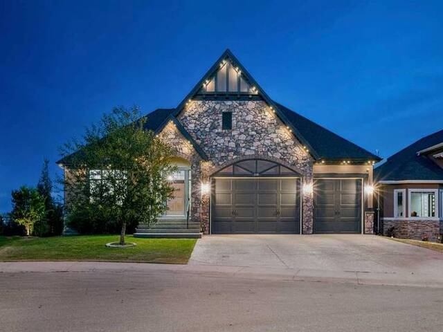 220 Stonemere Close Chestermere