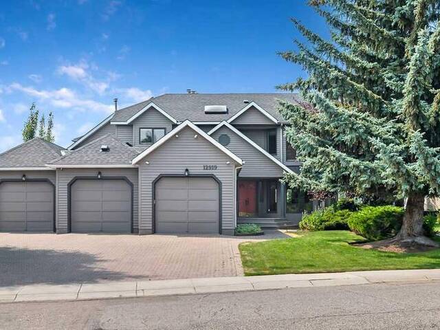 12919 Candle Crescent SW Calgary