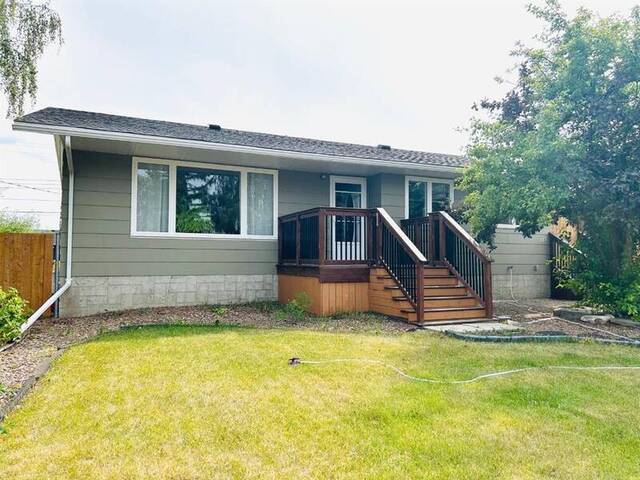 307 Mehl Place Oyen