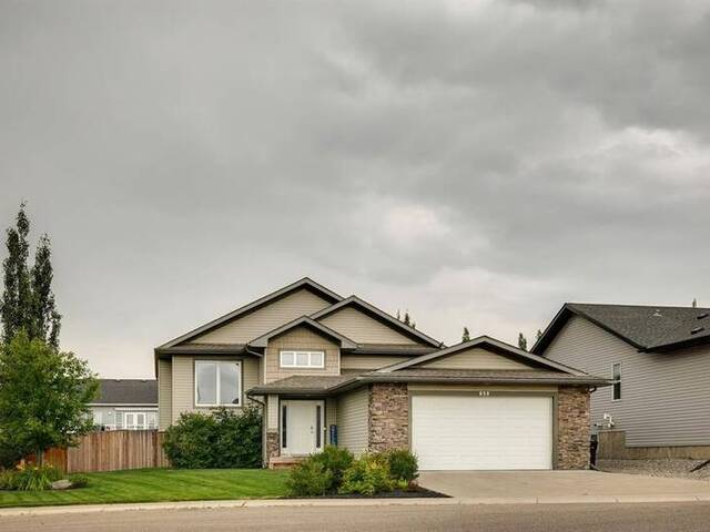 650 West Highland Crescent Carstairs