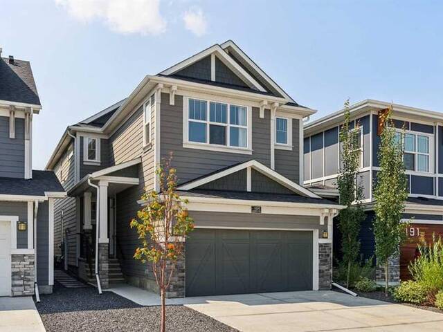 195 Cranbrook Park SE Calgary