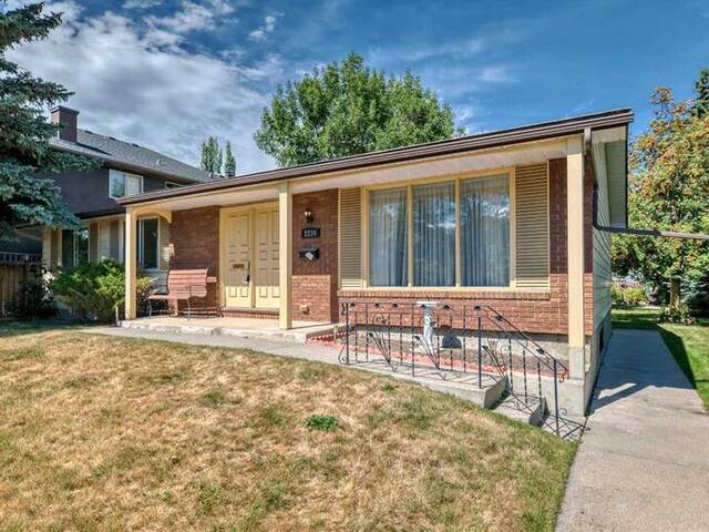 2234 7 Avenue NW Calgary